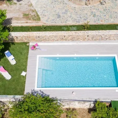 Calypso With Jacuzzi Pool & Sea View Villa