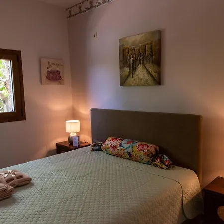 Villa Calypso With Jacuzzi Pool & Sea View Nerotriviá