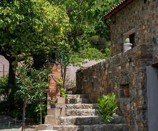 Calypso With Jacuzzi Pool & Sea View *